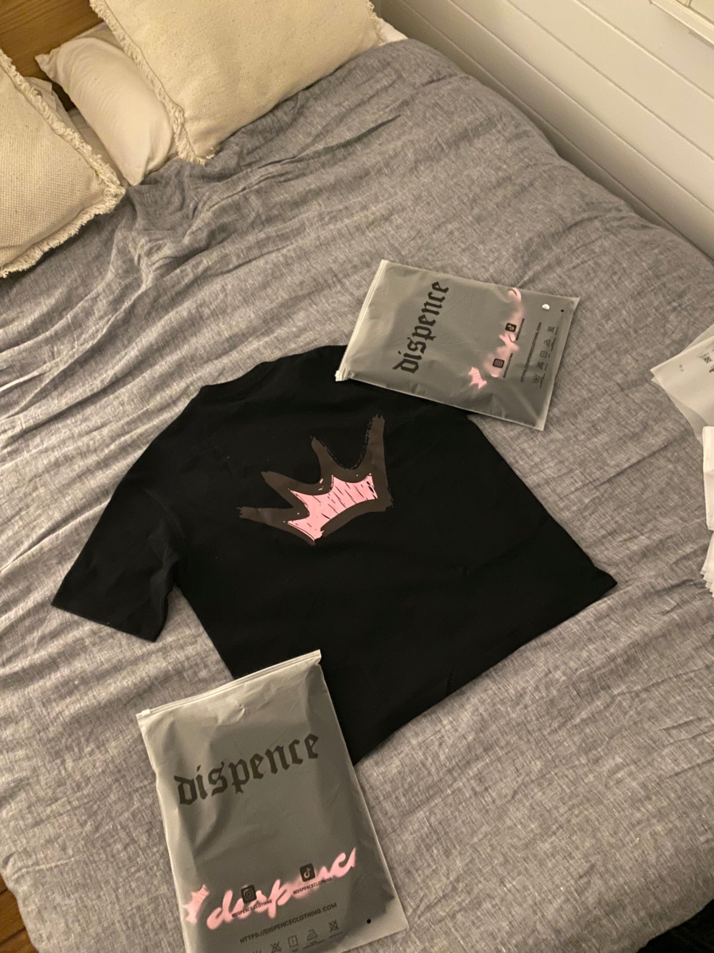 Dispence pink/black tee (crown edition)